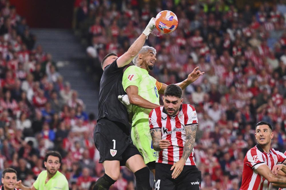 日本8比3胜德国，但张本智和却笑不出来！时隔38天再输邱党